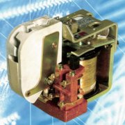 <b>共立继器株式会社 WASHION 电磁接触器 PT-8（14PX082）：可靠的电气控制之选</b>